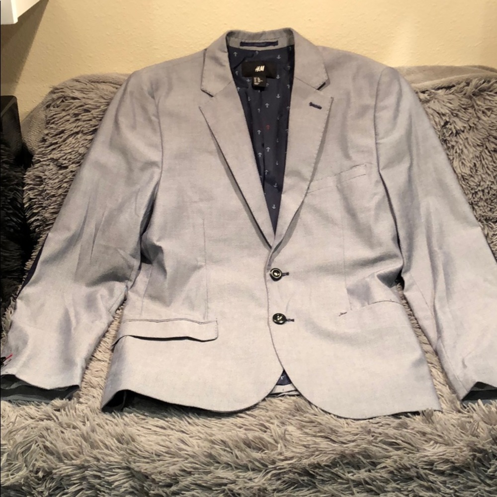 H&M - Picture 2 of 3